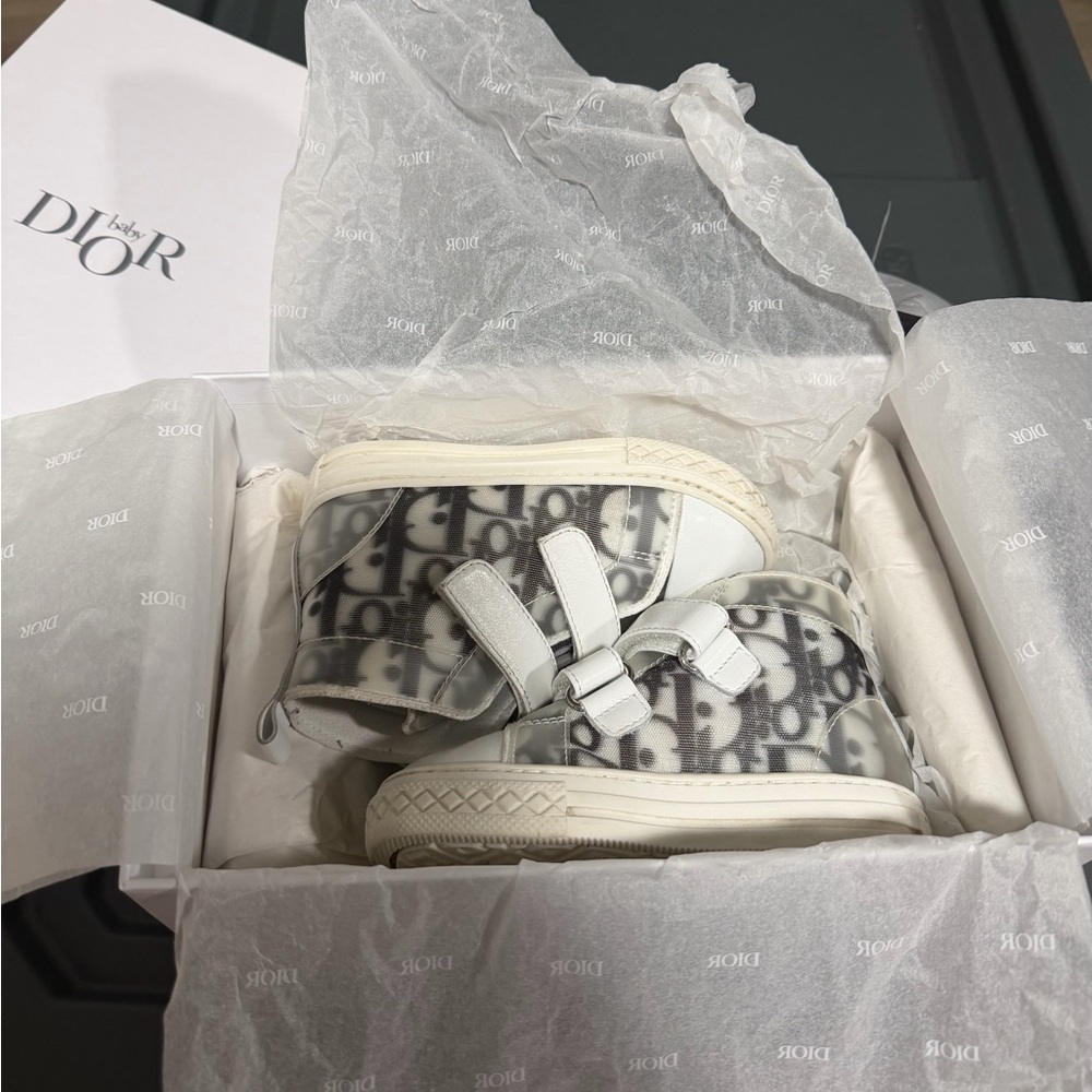 Dior Kids Sneakers in White and Gray